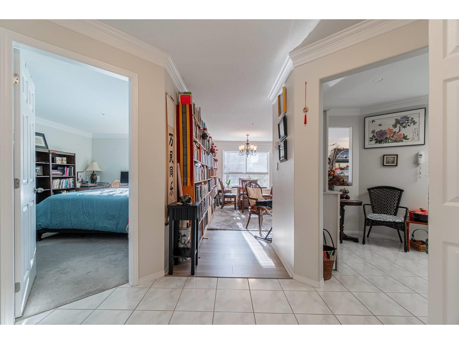 Property at 103 33731 MARSHALL ROAD image 4