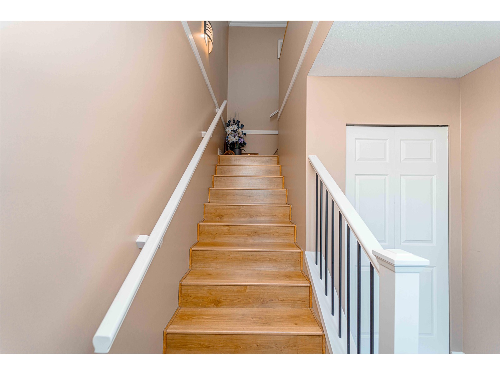 Property at 140 3080 TOWNLINE ROAD image 5