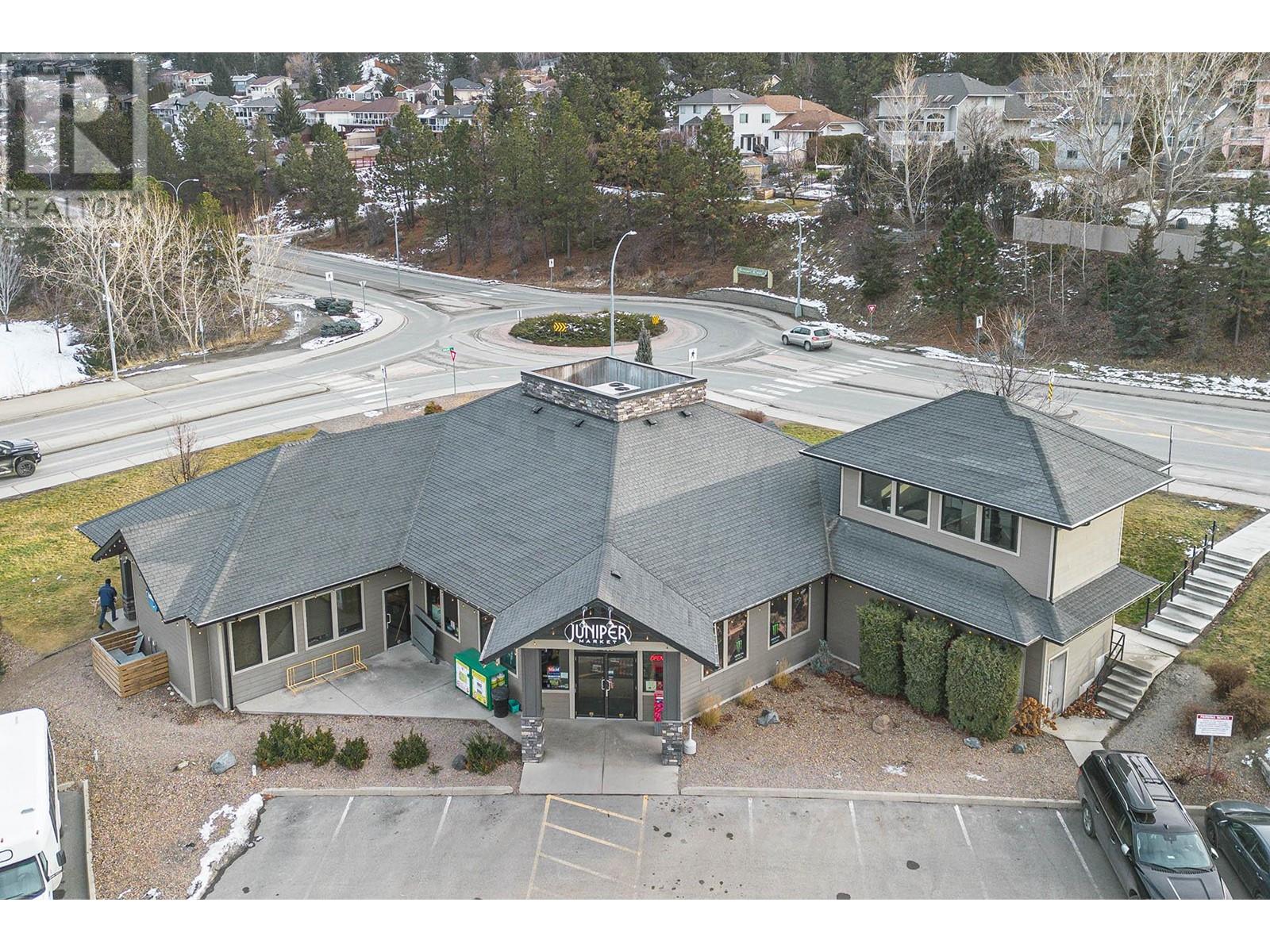 2049 HIGHLAND Place Unit# 301, Kamloops, British Columbia