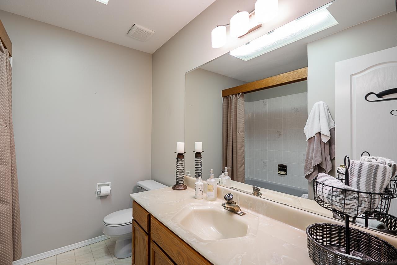 45549 Wells Road, Sardis West Vedder, Chilliwack, British Columbia  V2R 1G6 - Photo 17 - R2957827