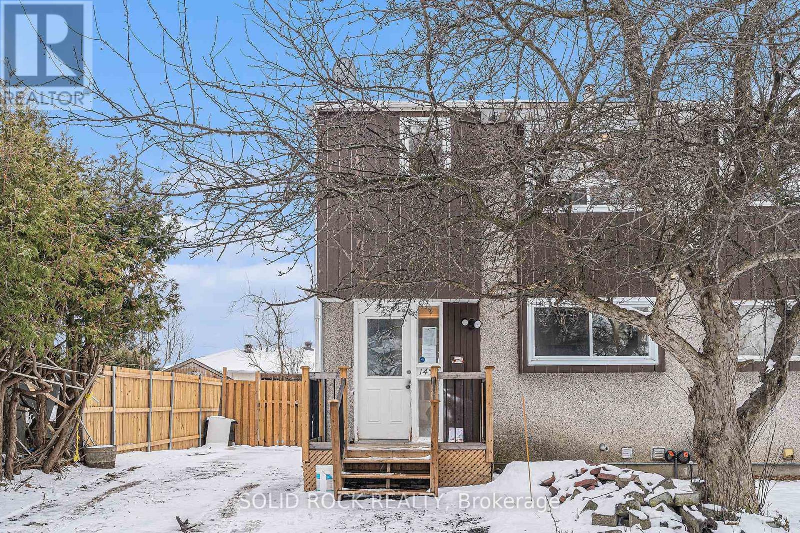 Property at 1432 LEIGH CRESCENT image 3