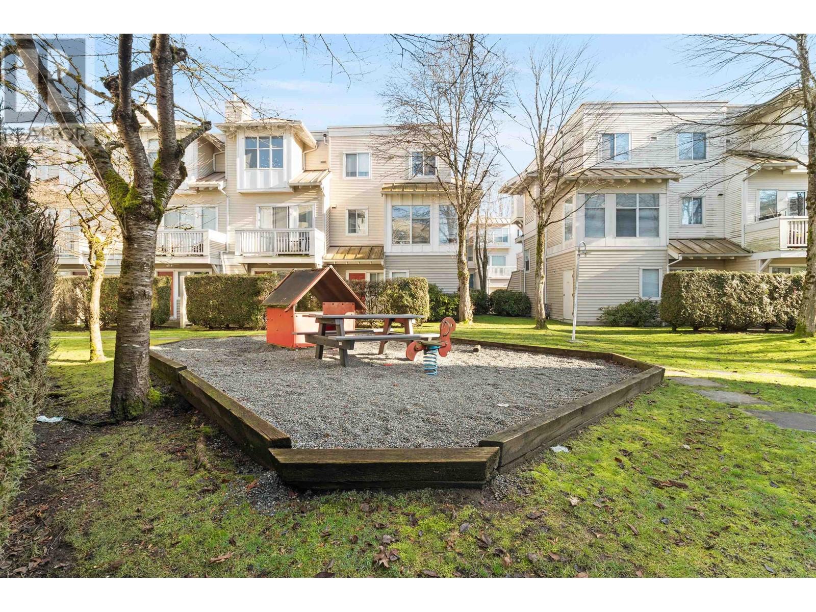 Listing Picture 14 of 16 : 7 12920 JACK BELL DRIVE, Richmond / 烈治文 - 魯藝地產 Yvonne Lu Group - MLS Medallion Club Member