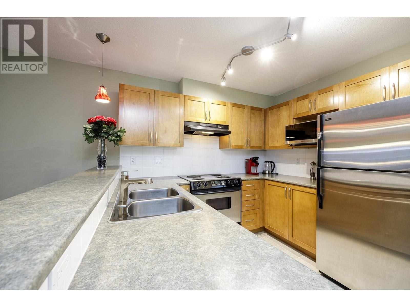 218 333 E 1st Street, North Vancouver, British Columbia  V7L 4W9 - Photo 13 - R2957906