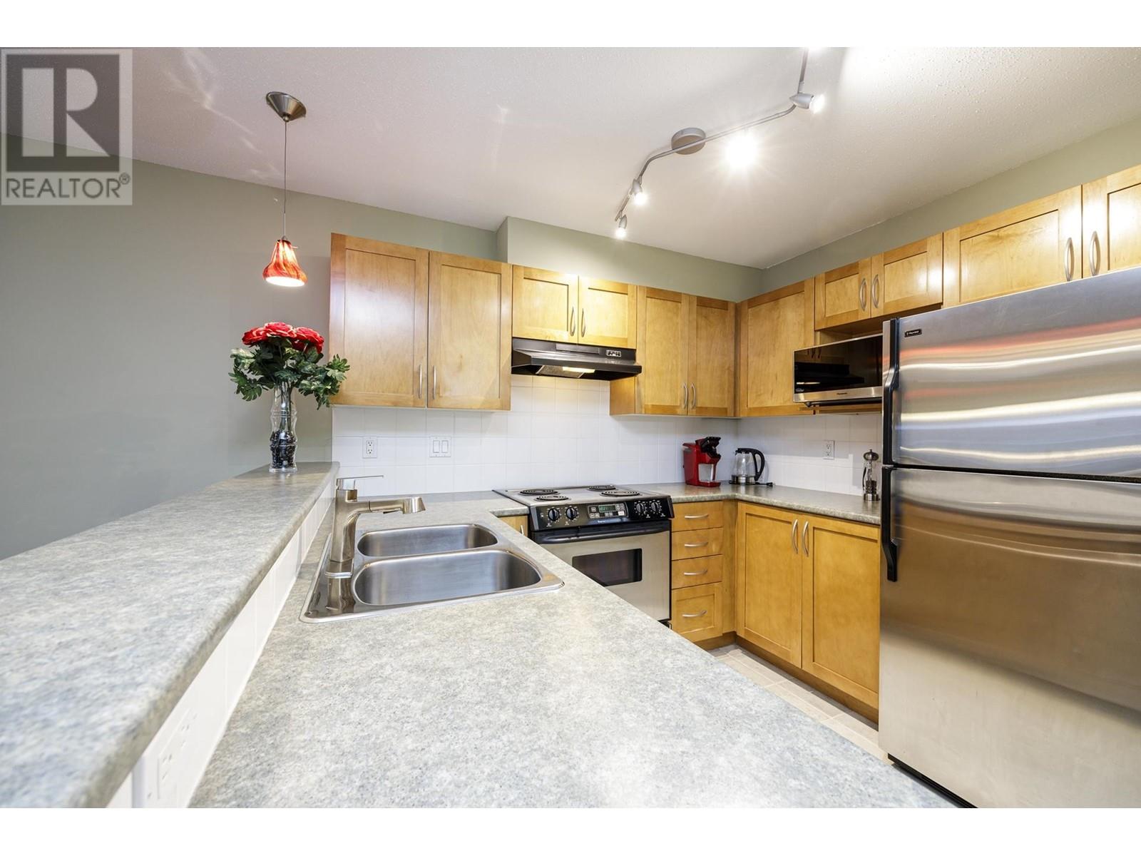 218 333 E 1st Street, North Vancouver, British Columbia  V7L 4W9 - Photo 12 - R2957906