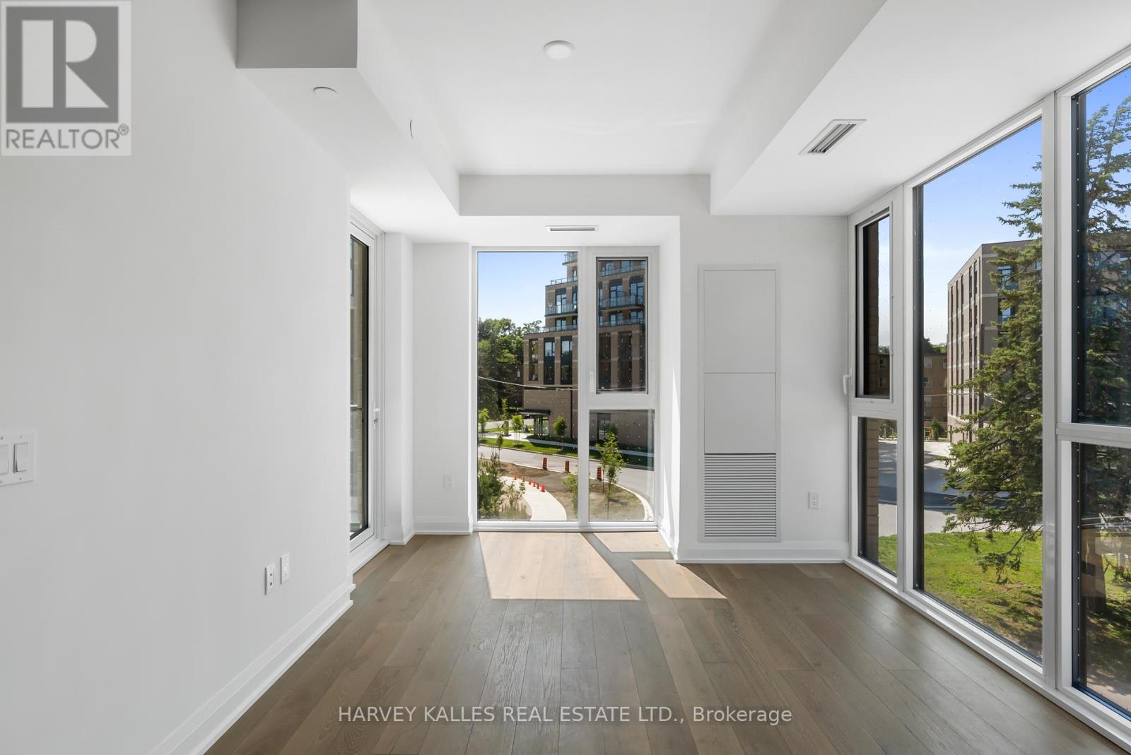 305 - 293 The Kingsway, Toronto, Ontario  M9A 3A9 - Photo 11 - W11932680