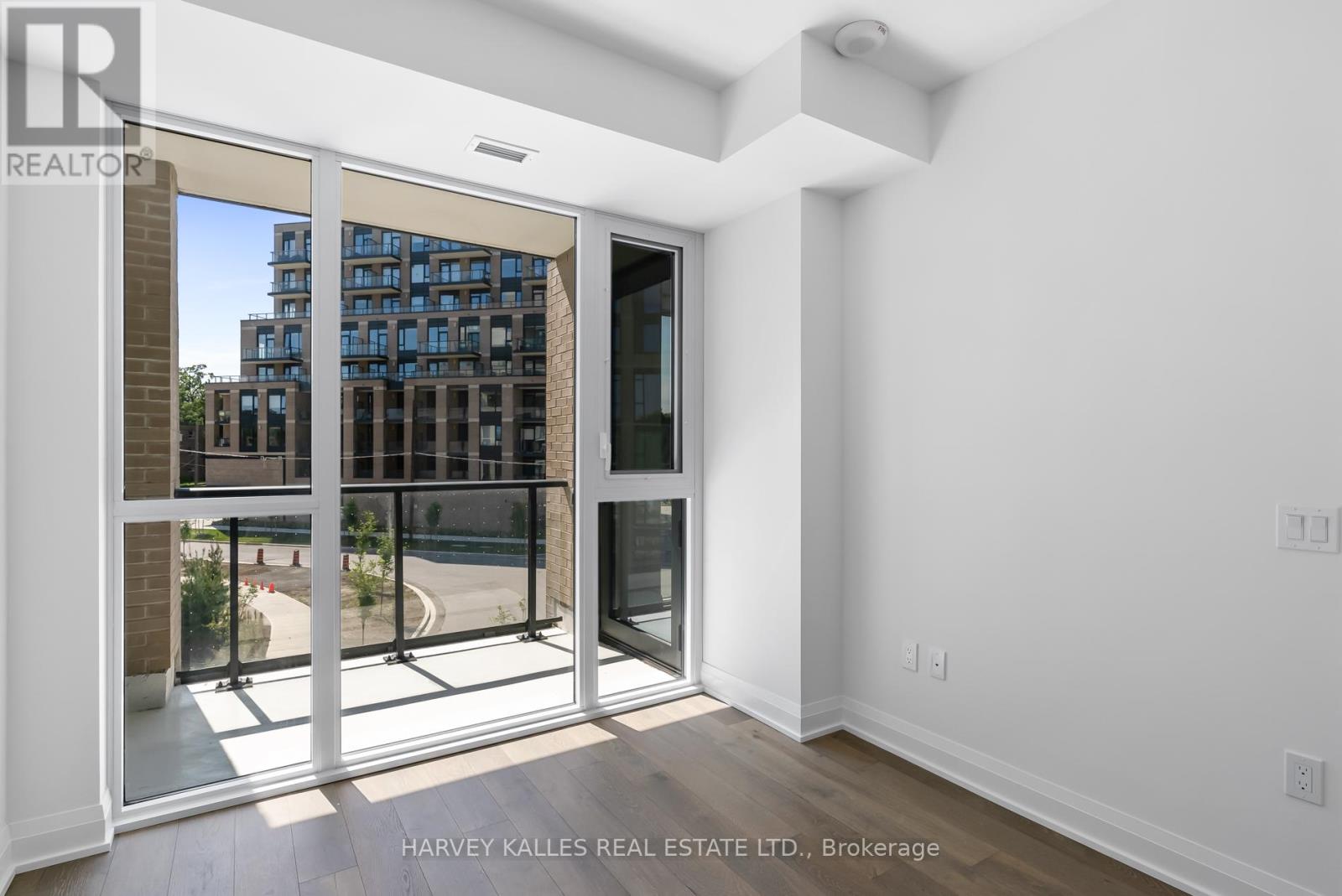 305 - 293 The Kingsway, Toronto, Ontario  M9A 3A9 - Photo 14 - W11932680