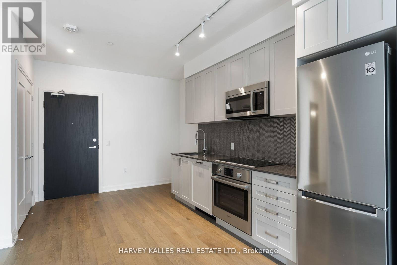 102 - 293 The Kingsway, Toronto, Ontario  M9A 3A9 - Photo 11 - W11932713