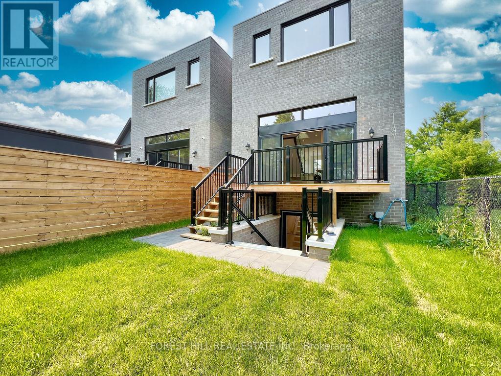 69 Harding Avenue, Toronto, Ontario  M6M 3A4 - Photo 30 - W11913310