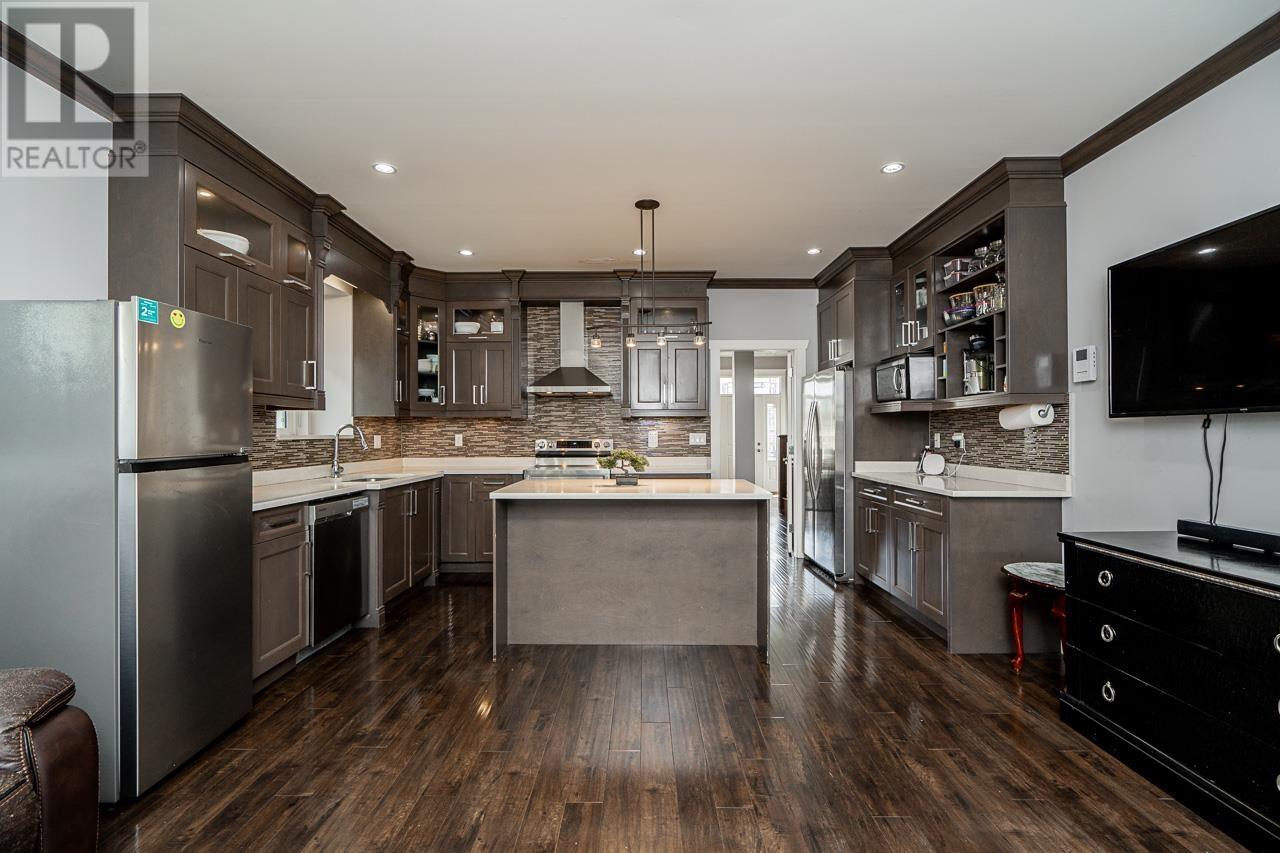7919 11th Avenue, Burnaby, British Columbia  V3N 2N5 - Photo 15 - R2957462