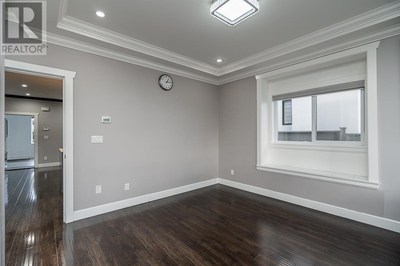 7919 11th Avenue, Burnaby, British Columbia  V3N 2N5 - Photo 9 - R2957462