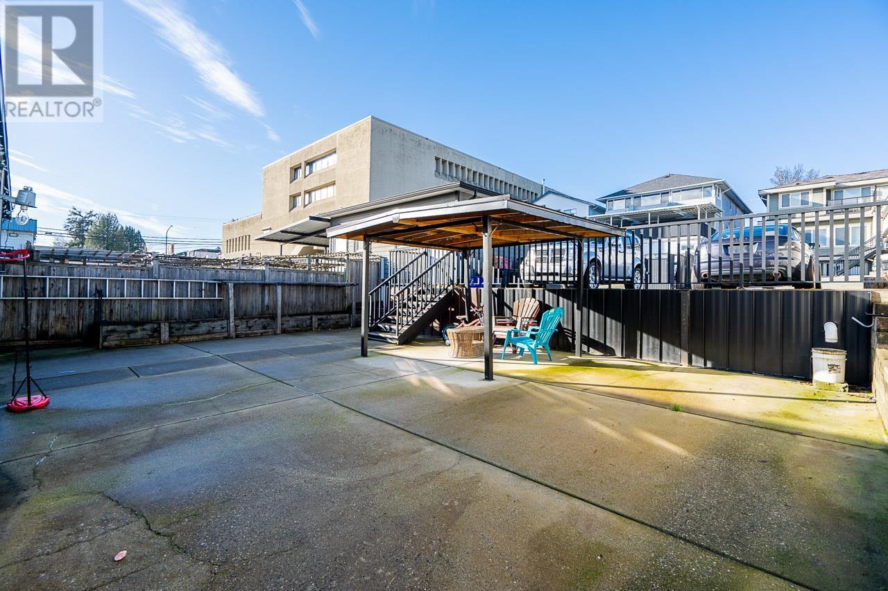 7919 11th Avenue, Burnaby, British Columbia  V3N 2N5 - Photo 33 - R2957462