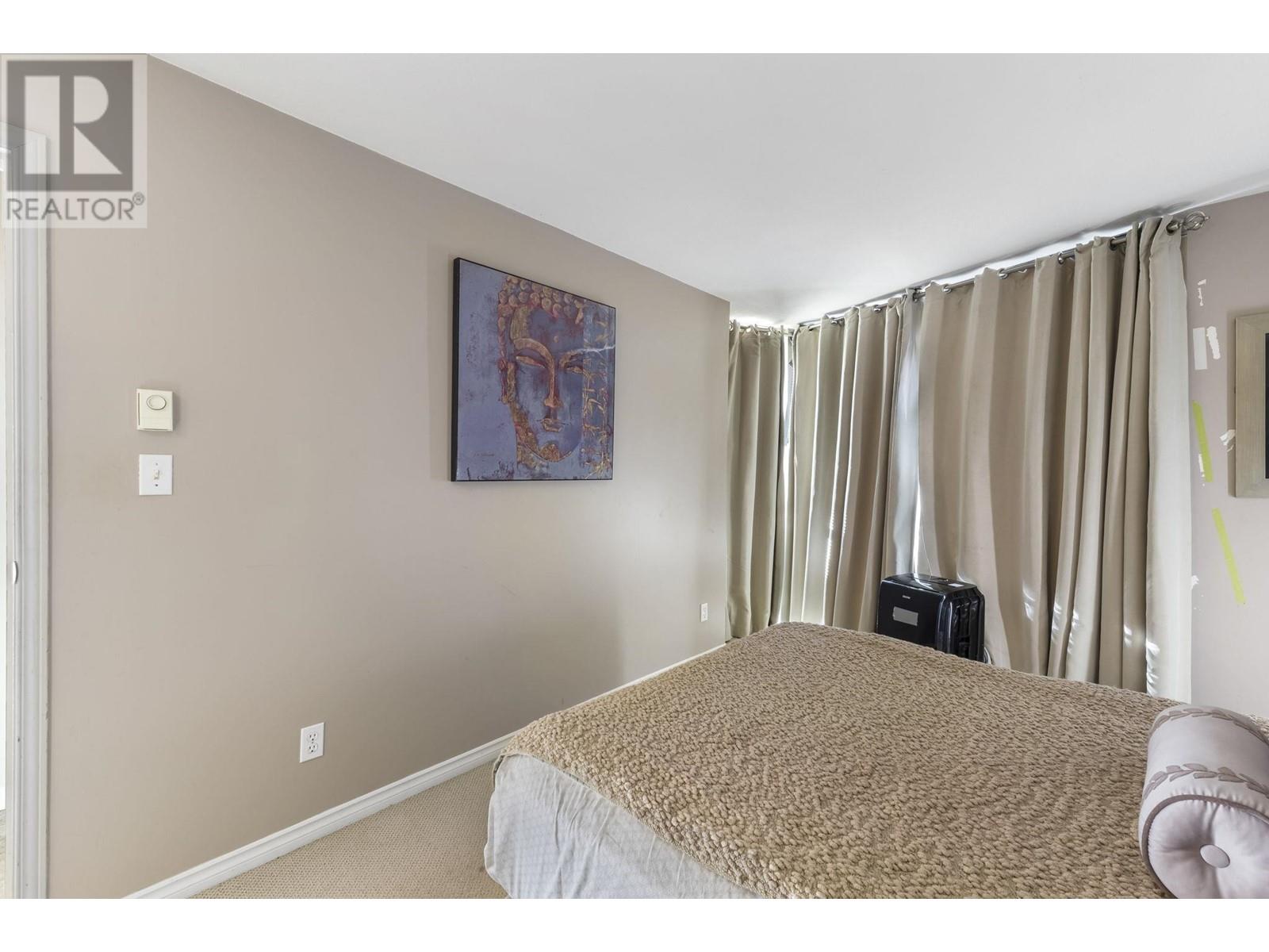 Listing Picture 22 of 33 : 312 8450 JELLICOE STREET, Vancouver / 溫哥華 - 魯藝地產 Yvonne Lu Group - MLS Medallion Club Member