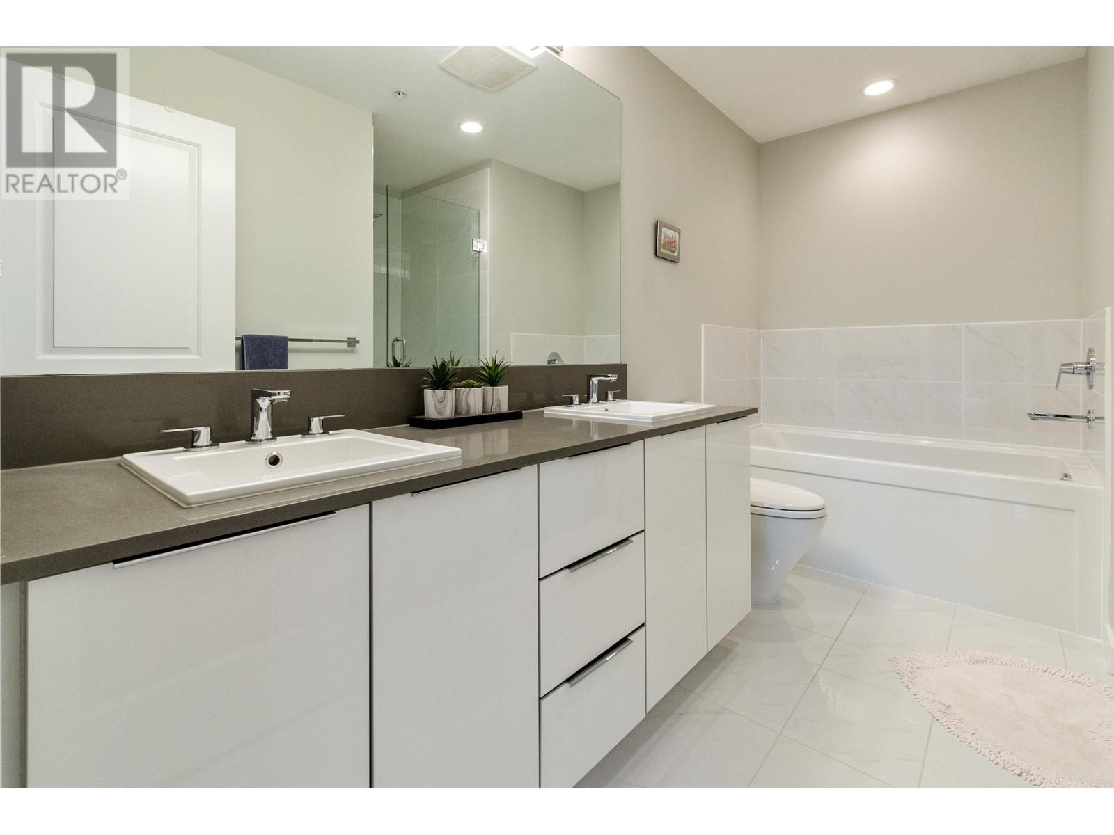 310 607 Cottonwood Avenue, Coquitlam, British Columbia V3J 0H1 - Photo 13 - R2958094