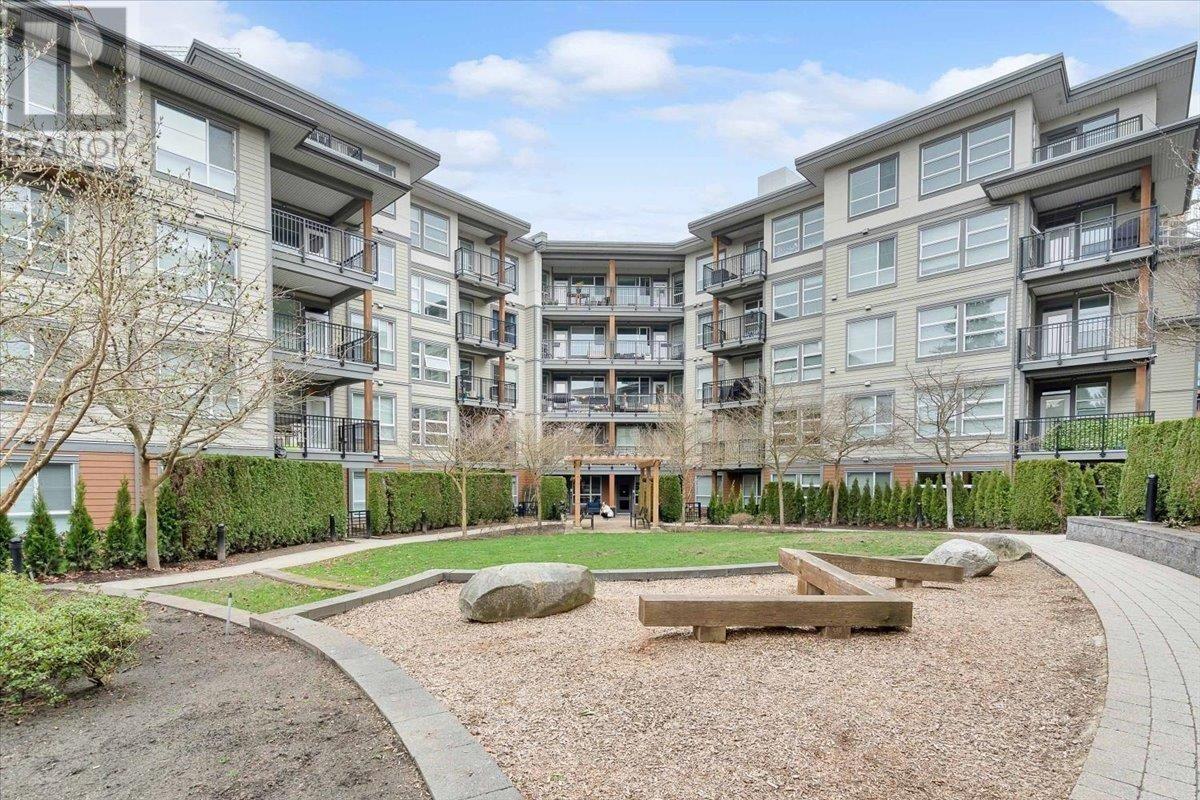 310 607 Cottonwood Avenue, Coquitlam, British Columbia V3J 0H1 - Photo 4 - R2958094