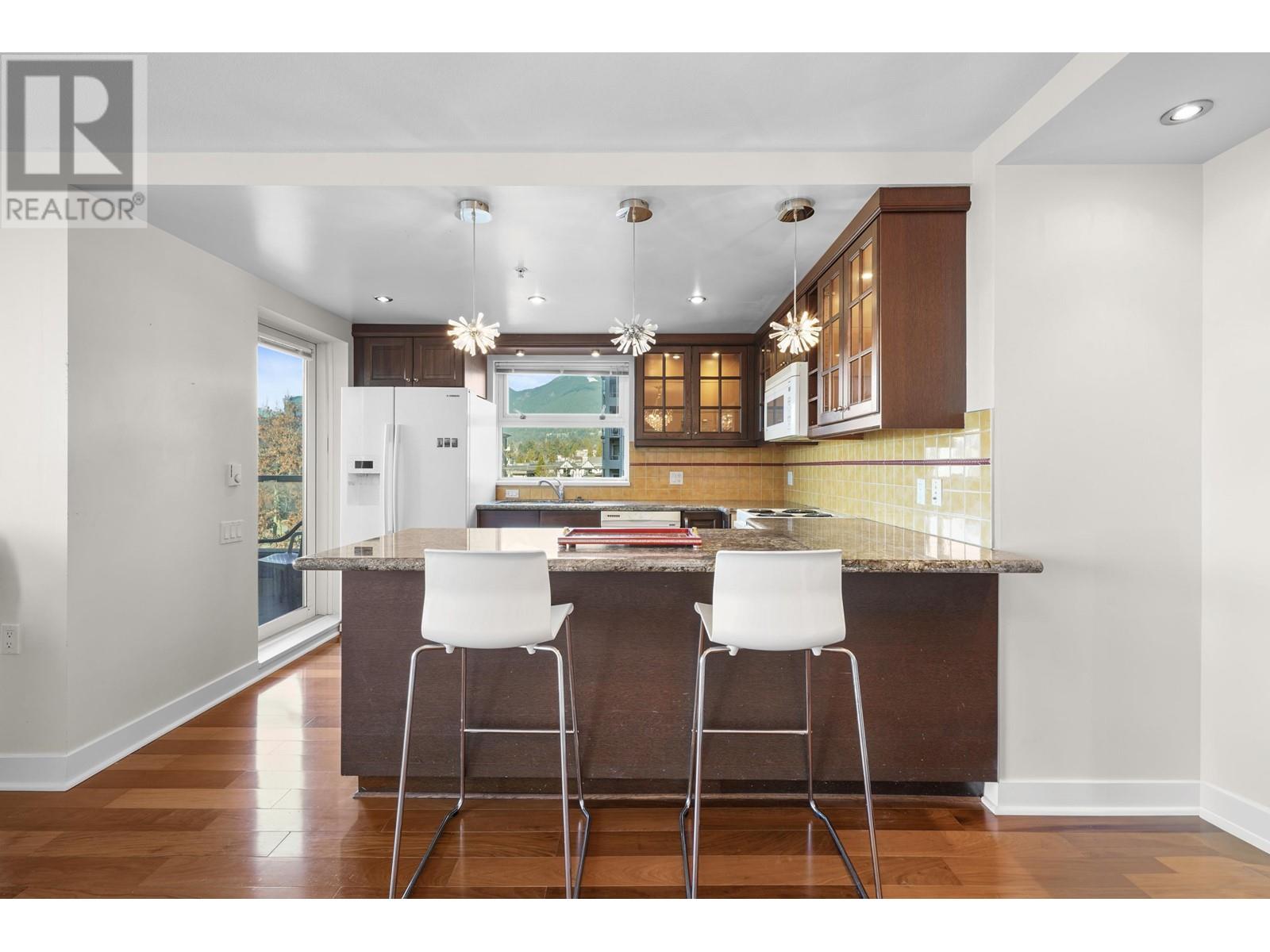 403 121 W 16th Street, North Vancouver, British Columbia V7M 3P4 - Photo 12 - R2958110
