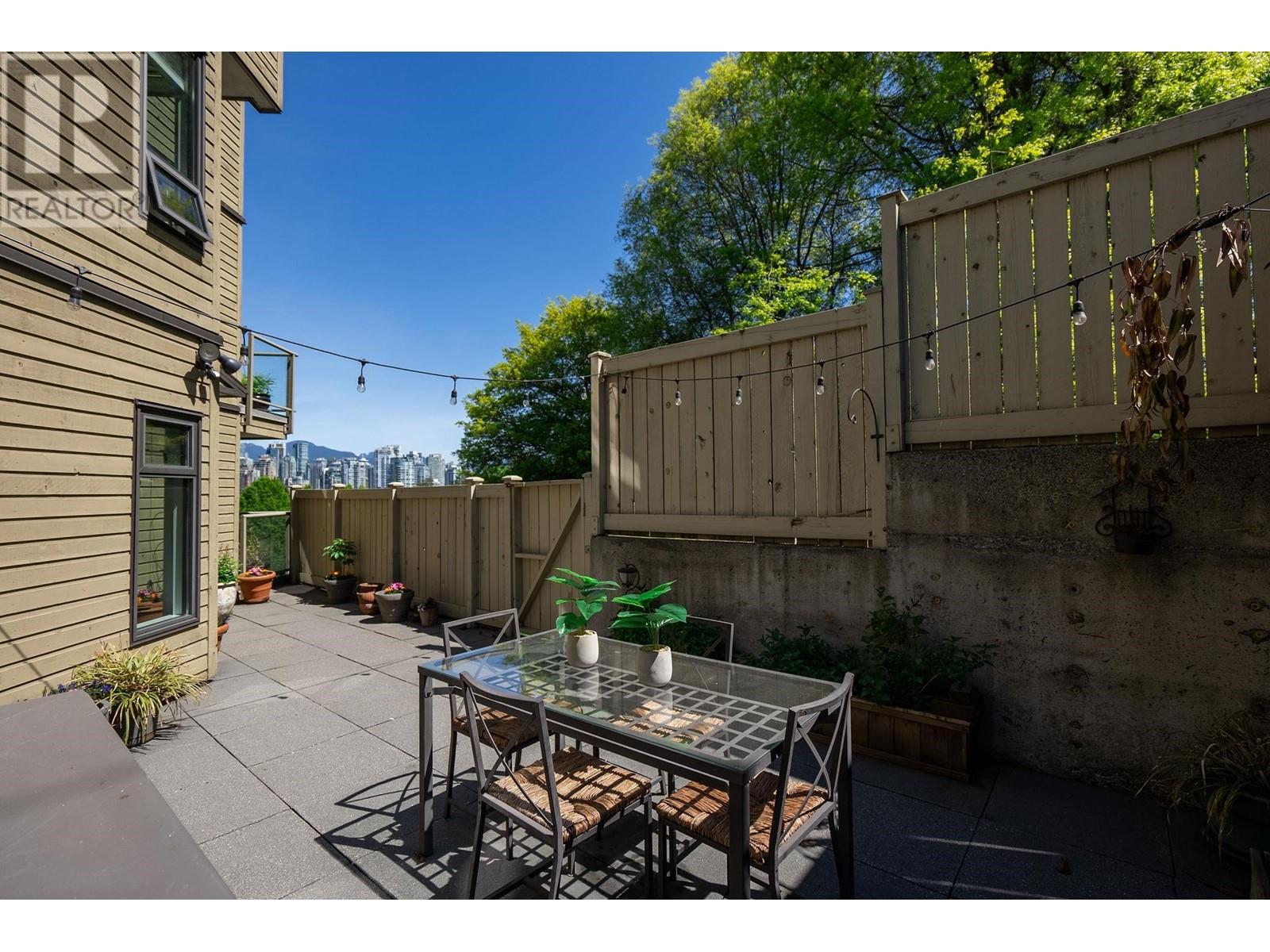 Listing Picture 16 of 40 : 204 1005 W 7TH AVENUE, Vancouver / 溫哥華 - 魯藝地產 Yvonne Lu Group - MLS Medallion Club Member