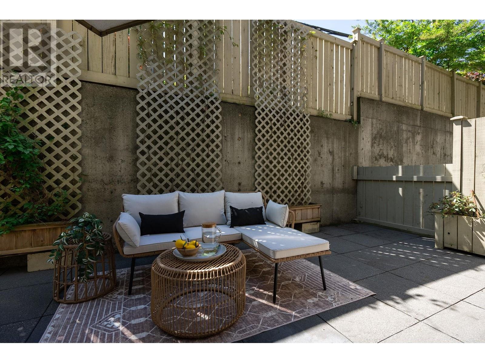 Listing Picture 22 of 40 : 204 1005 W 7TH AVENUE, Vancouver / 溫哥華 - 魯藝地產 Yvonne Lu Group - MLS Medallion Club Member