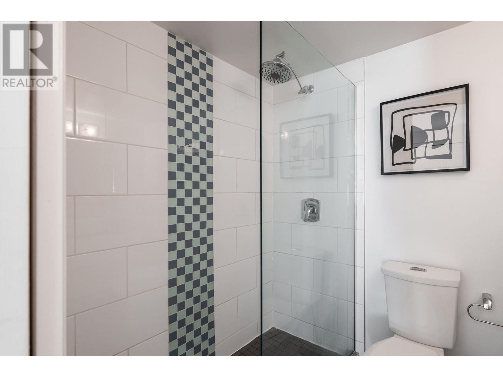 Listing Picture 31 of 40 : 204 1005 W 7TH AVENUE, Vancouver / 溫哥華 - 魯藝地產 Yvonne Lu Group - MLS Medallion Club Member