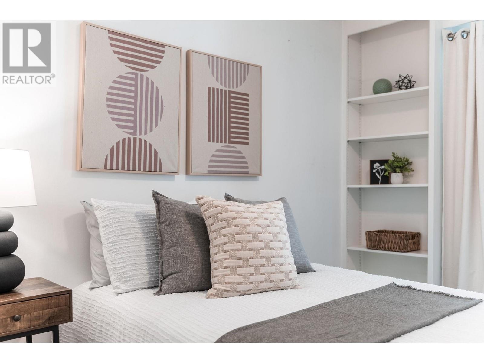 Listing Picture 35 of 40 : 204 1005 W 7TH AVENUE, Vancouver / 溫哥華 - 魯藝地產 Yvonne Lu Group - MLS Medallion Club Member