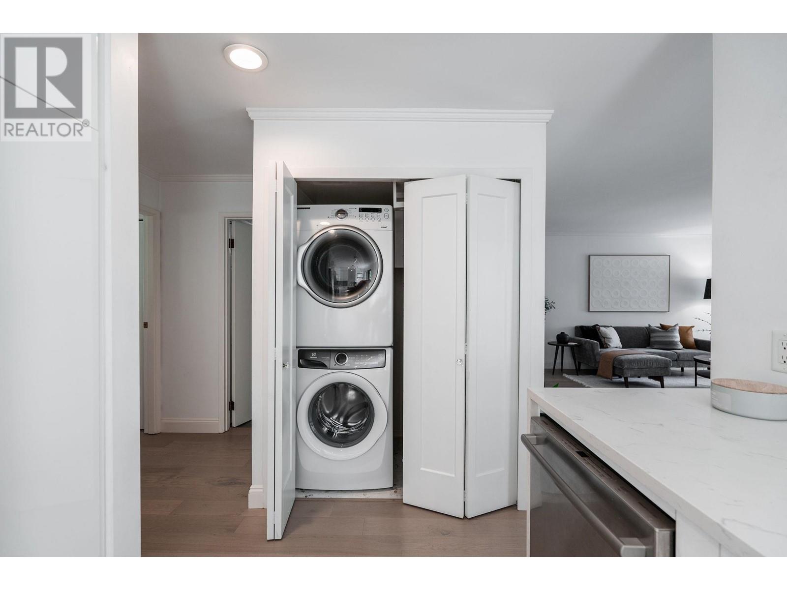 Listing Picture 37 of 40 : 204 1005 W 7TH AVENUE, Vancouver / 溫哥華 - 魯藝地產 Yvonne Lu Group - MLS Medallion Club Member