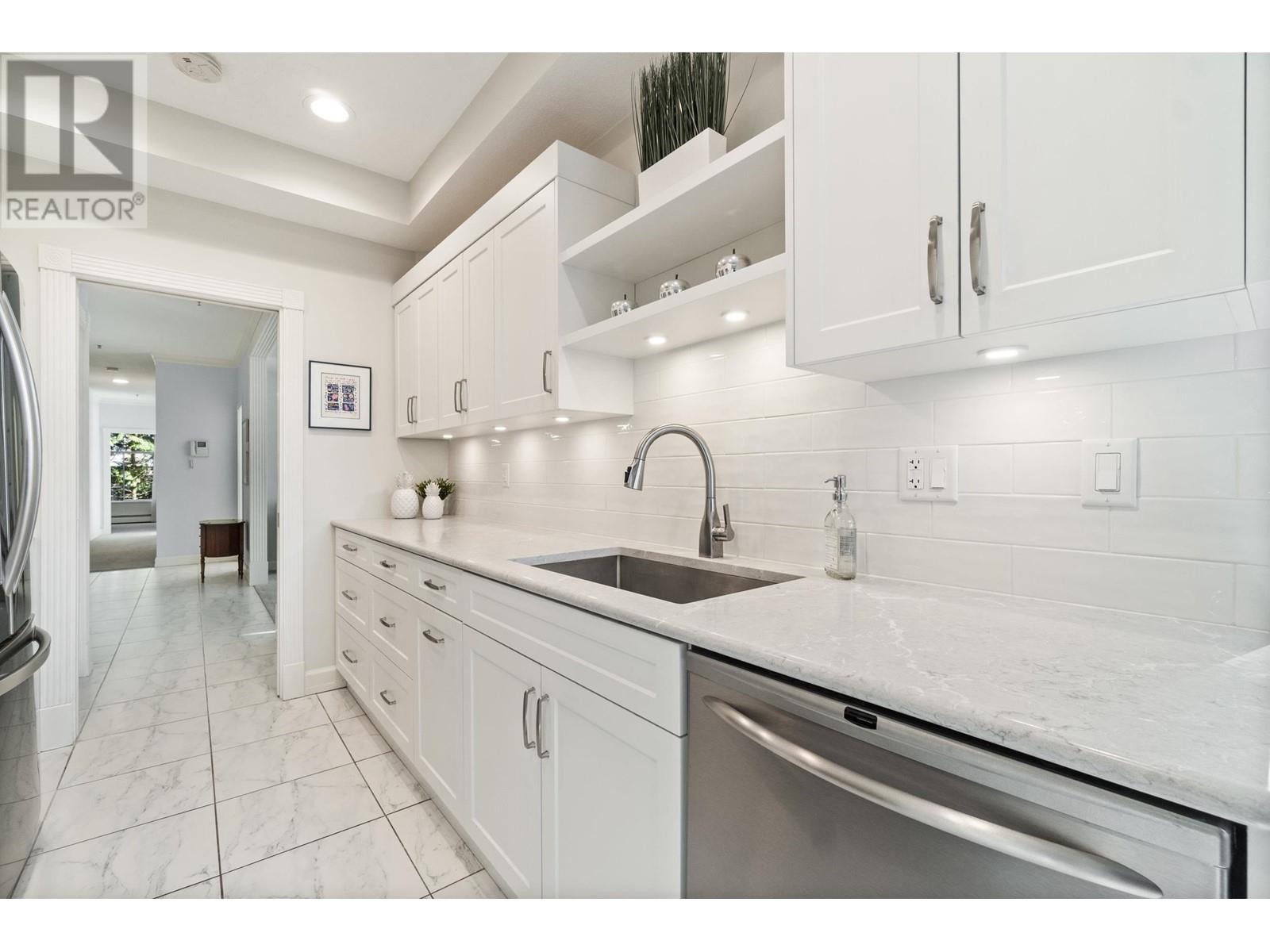 303 2210 W 40th Avenue, Vancouver, British Columbia  V6M 1W6 - Photo 12 - R2958142