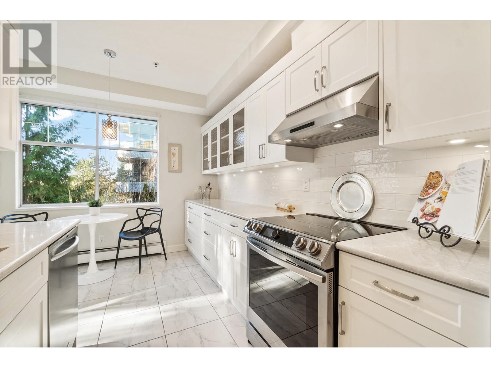 303 2210 W 40th Avenue, Vancouver, British Columbia  V6M 1W6 - Photo 16 - R2958142