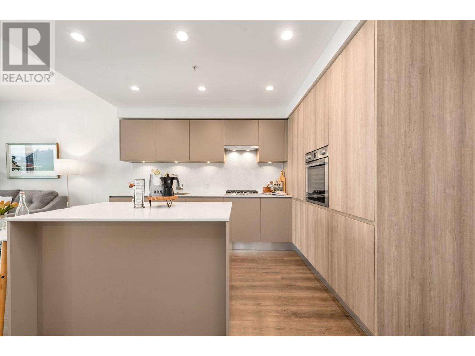 4109 3833 Evergreen Place, Burnaby, British Columbia  V3J 0M2 - Photo 3 - R2958150
