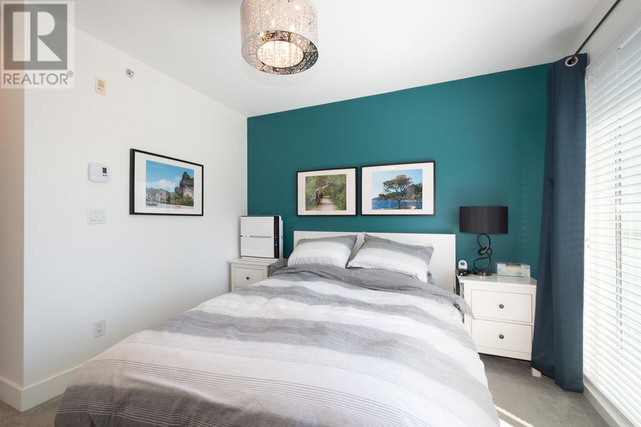Listing Picture 19 of 37 : 110 4438 ALBERT STREET, Burnaby / 本拿比 - 魯藝地產 Yvonne Lu Group - MLS Medallion Club Member