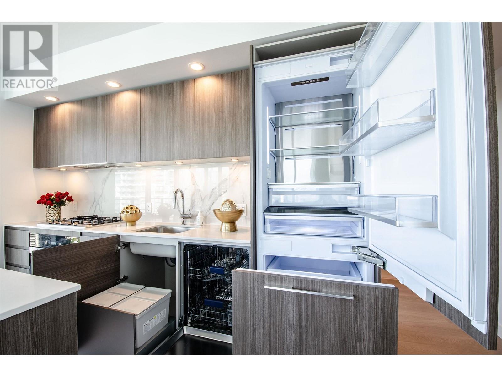 2702 6537 Telford Avenue, Burnaby, British Columbia  V5H 0K9 - Photo 7 - R2958167
