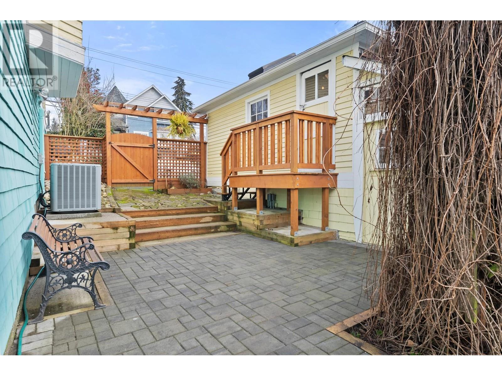 316 Eleventh Street, New Westminster, British Columbia  V3M 4E2 - Photo 34 - R2958169