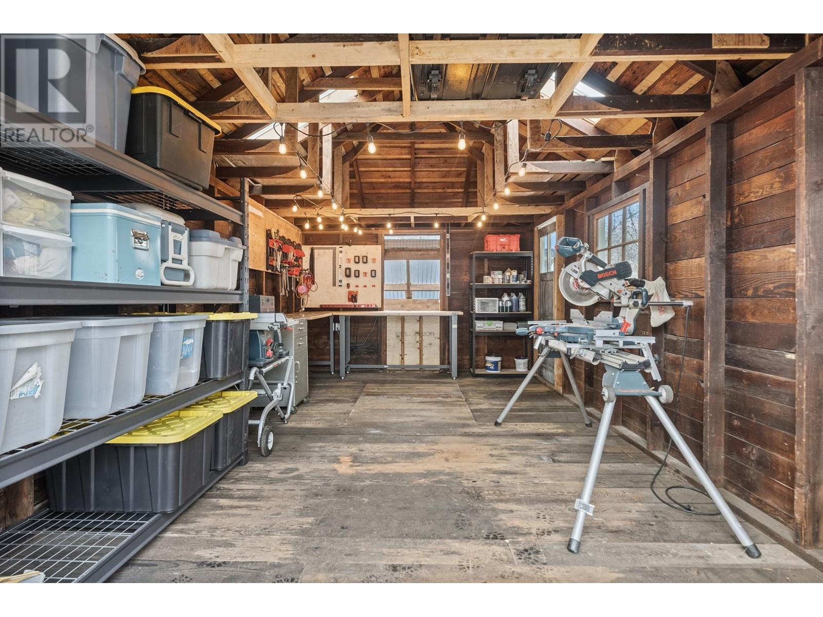 316 Eleventh Street, New Westminster, British Columbia  V3M 4E2 - Photo 35 - R2958169