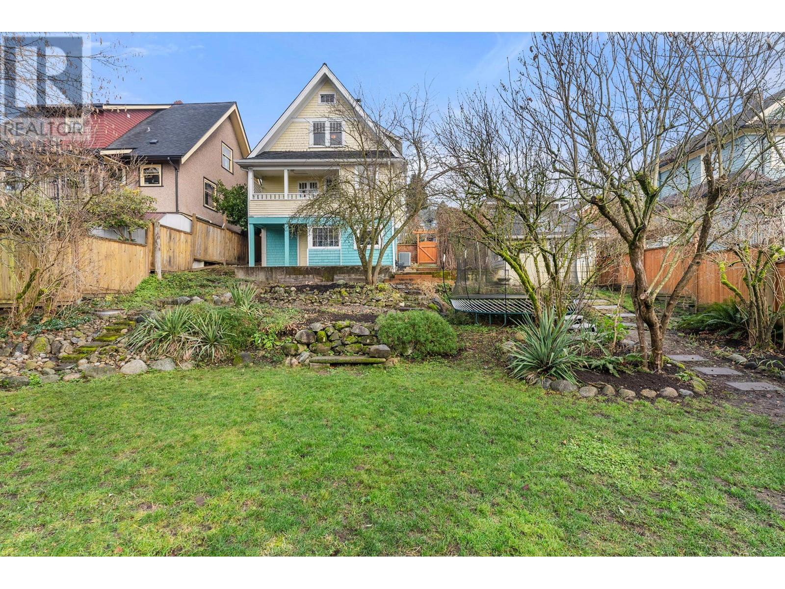316 Eleventh Street, New Westminster, British Columbia  V3M 4E2 - Photo 39 - R2958169
