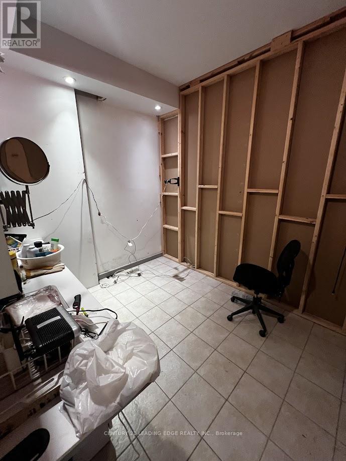 1375 Bathurst Street, Toronto, Ontario  M5R 3H8 - Photo 11 - C11932792