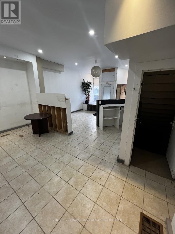 Property at 1375 BATHURST STREET image 4
