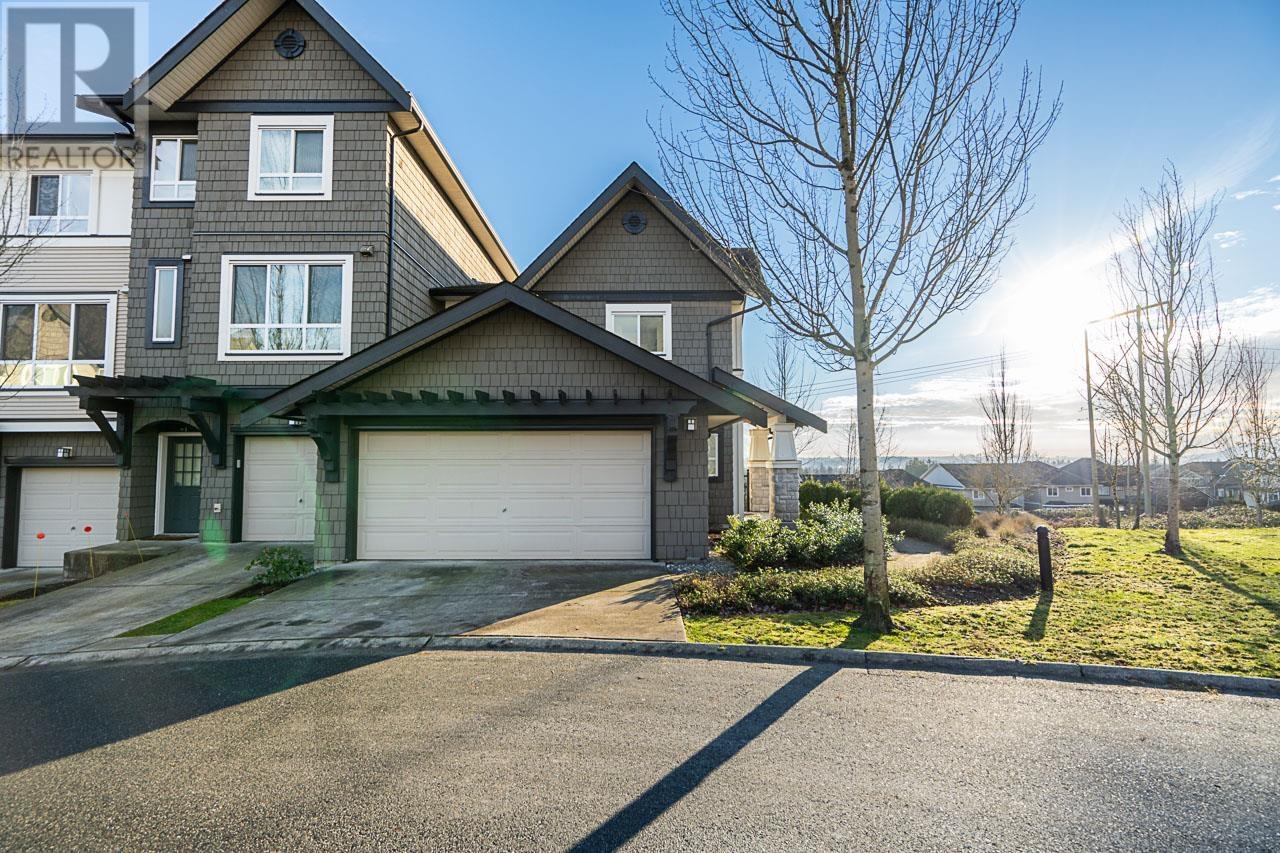 37 1295 Soball Street, Coquitlam, British Columbia V3E 0G9 - Photo 1 - R2957964