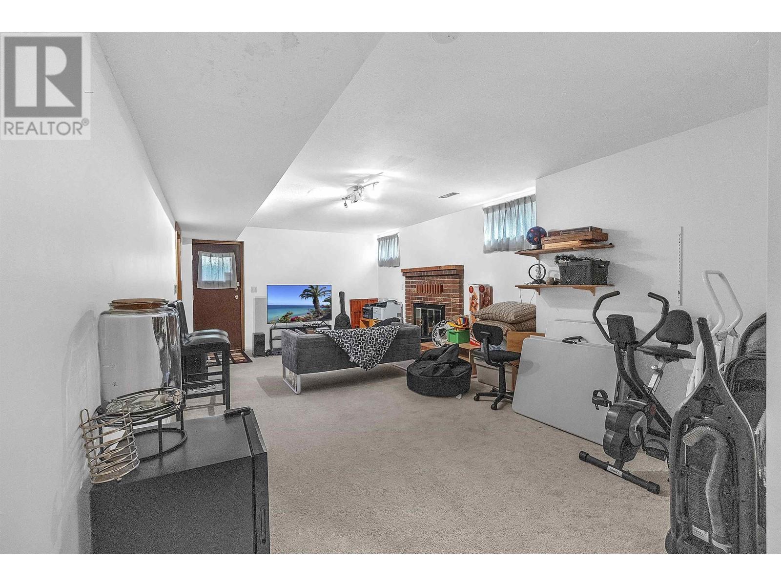 5628 Sumac Place, North Vancouver, British Columbia V7R 4T6 - Photo 36 - R2958185