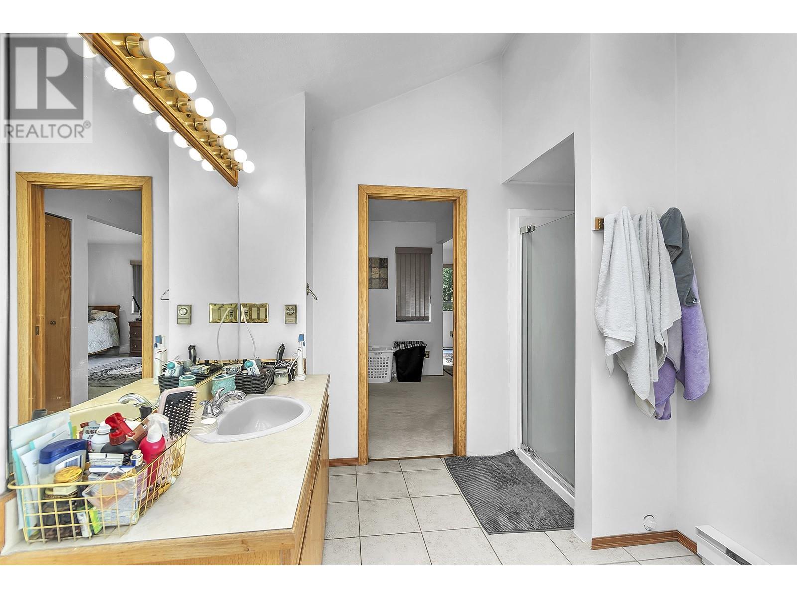 5628 Sumac Place, North Vancouver, British Columbia V7R 4T6 - Photo 32 - R2958185