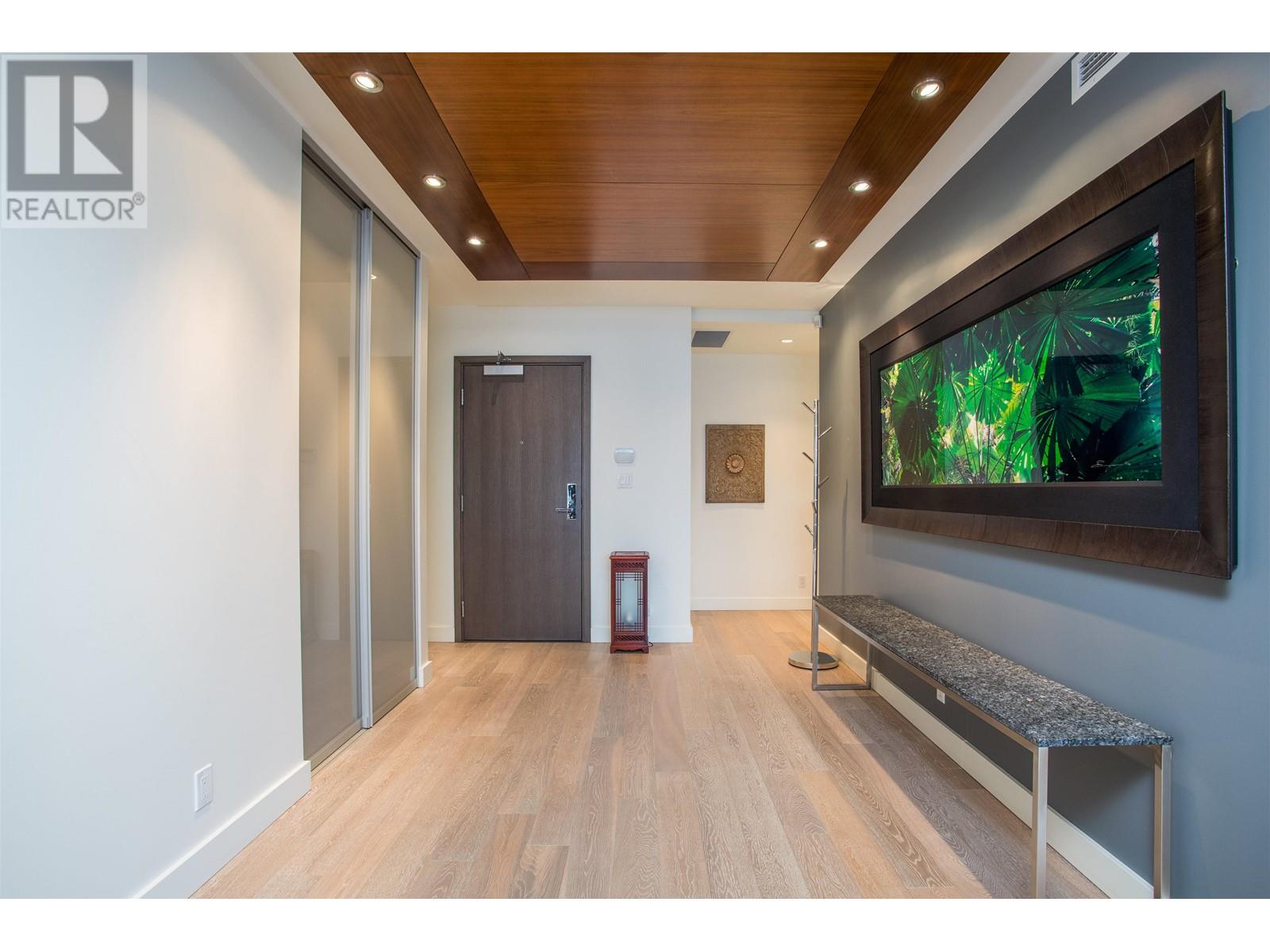 801 1409 W PENDER STREET