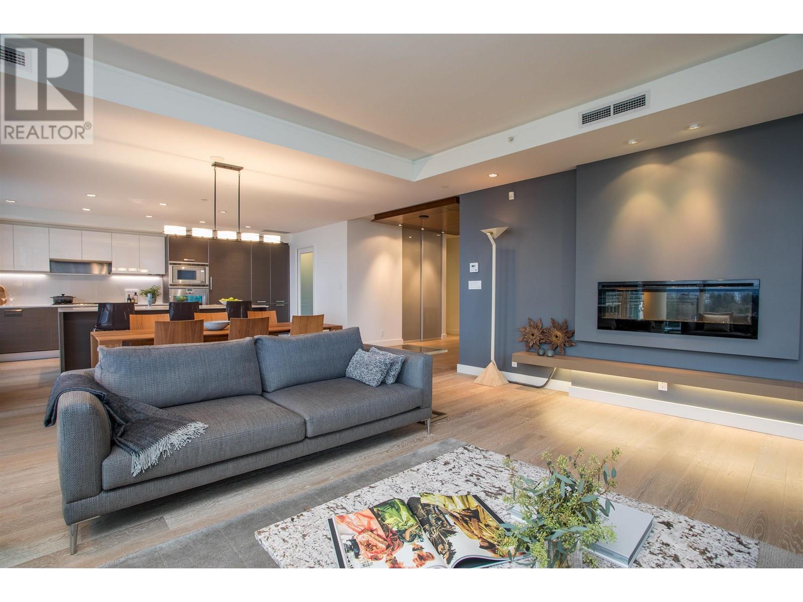 801 1409 W PENDER STREET