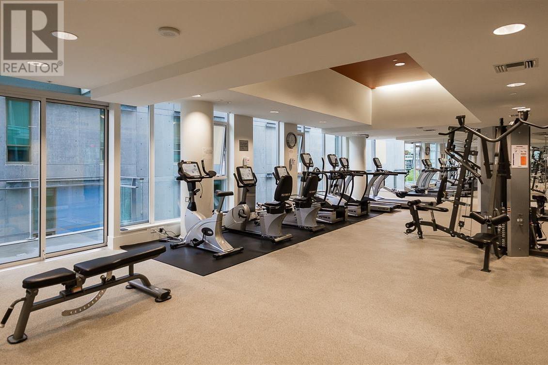 801 1409 W PENDER STREET