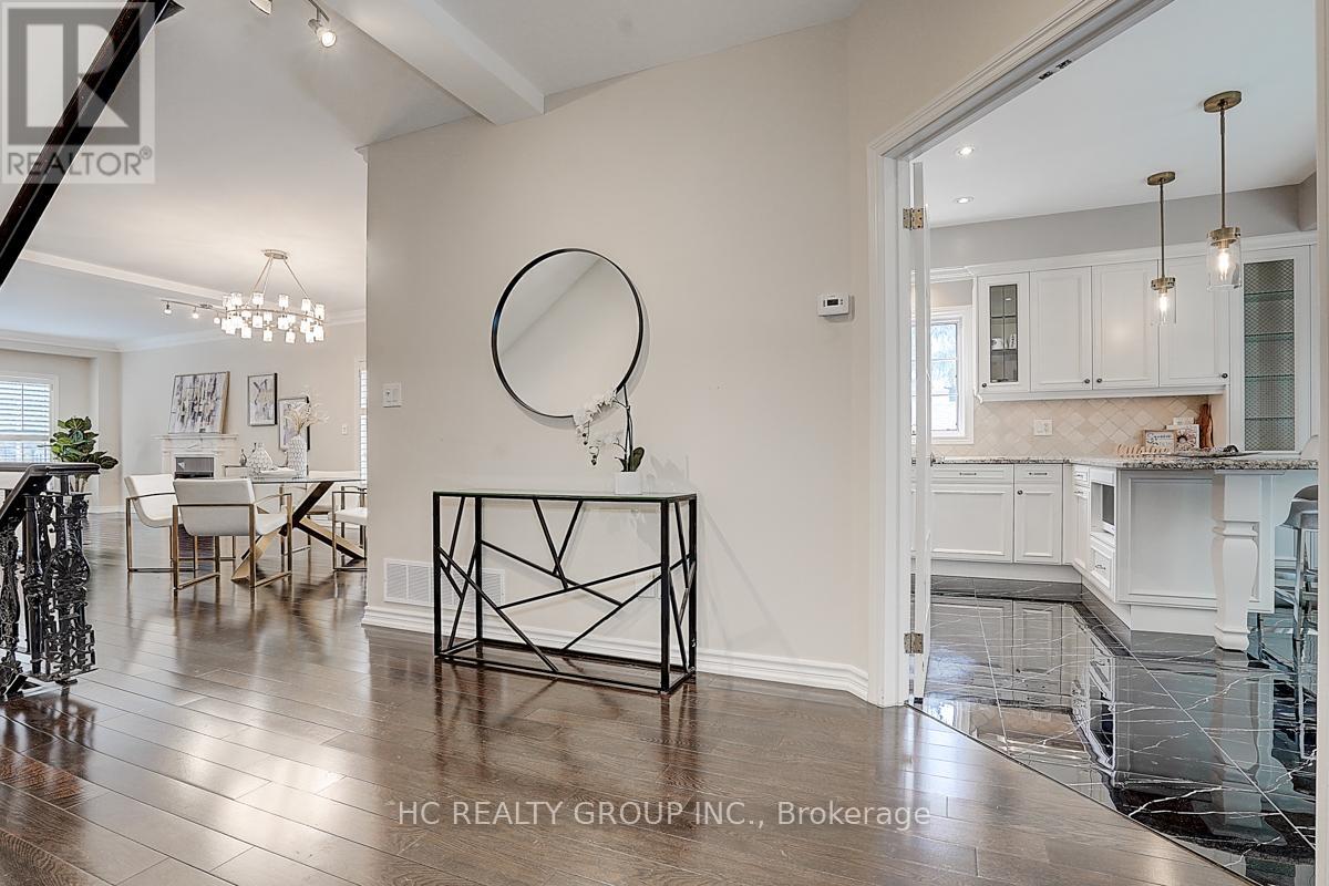 Property at 10 COLE MILLWAY image 3