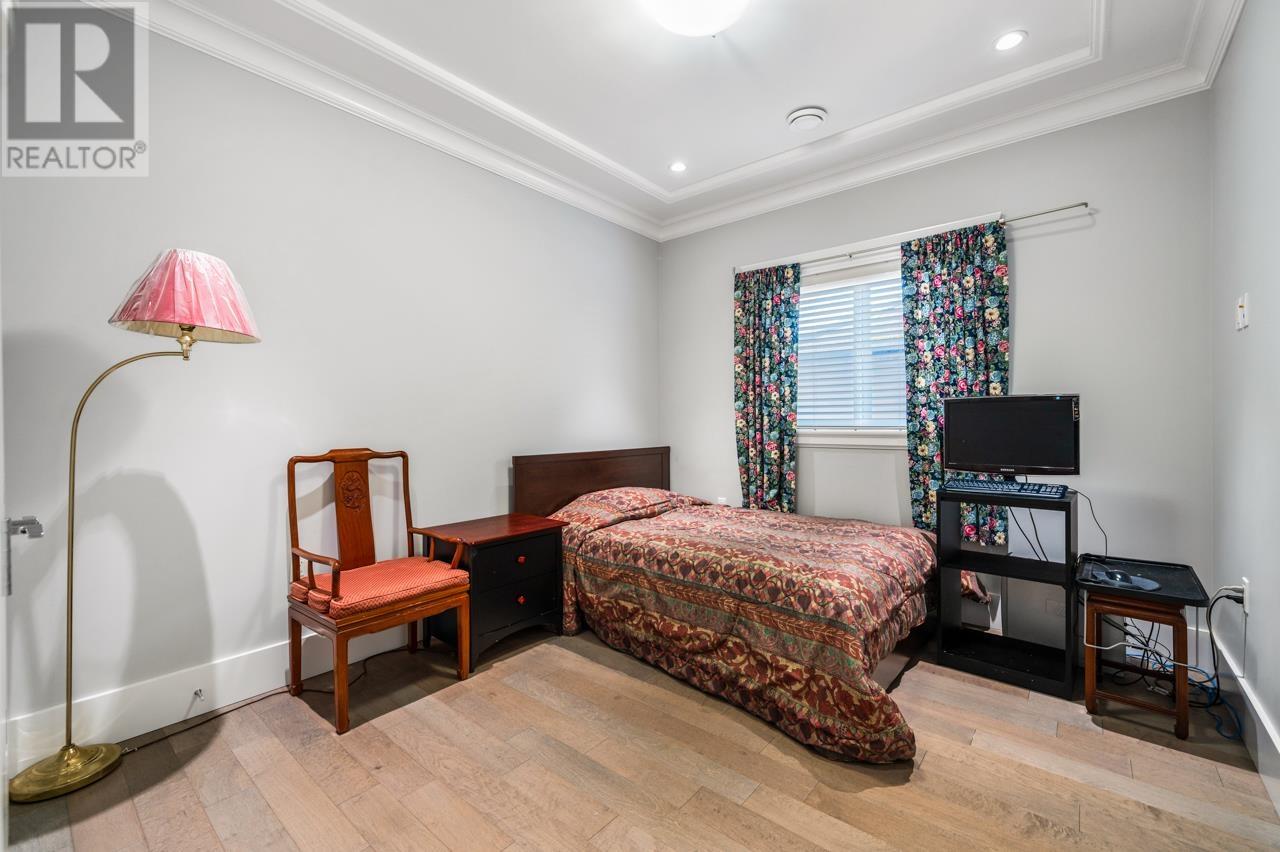 Listing Picture 25 of 30 : 3906 LOCKHART ROAD, Richmond / 烈治文 - 魯藝地產 Yvonne Lu Group - MLS Medallion Club Member