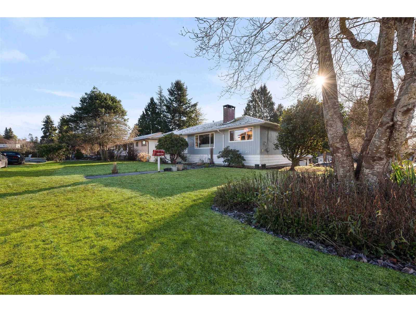 13890 Blackburn Avenue, White Rock, British Columbia  V4B 2Z2 - Photo 23 - R2958255