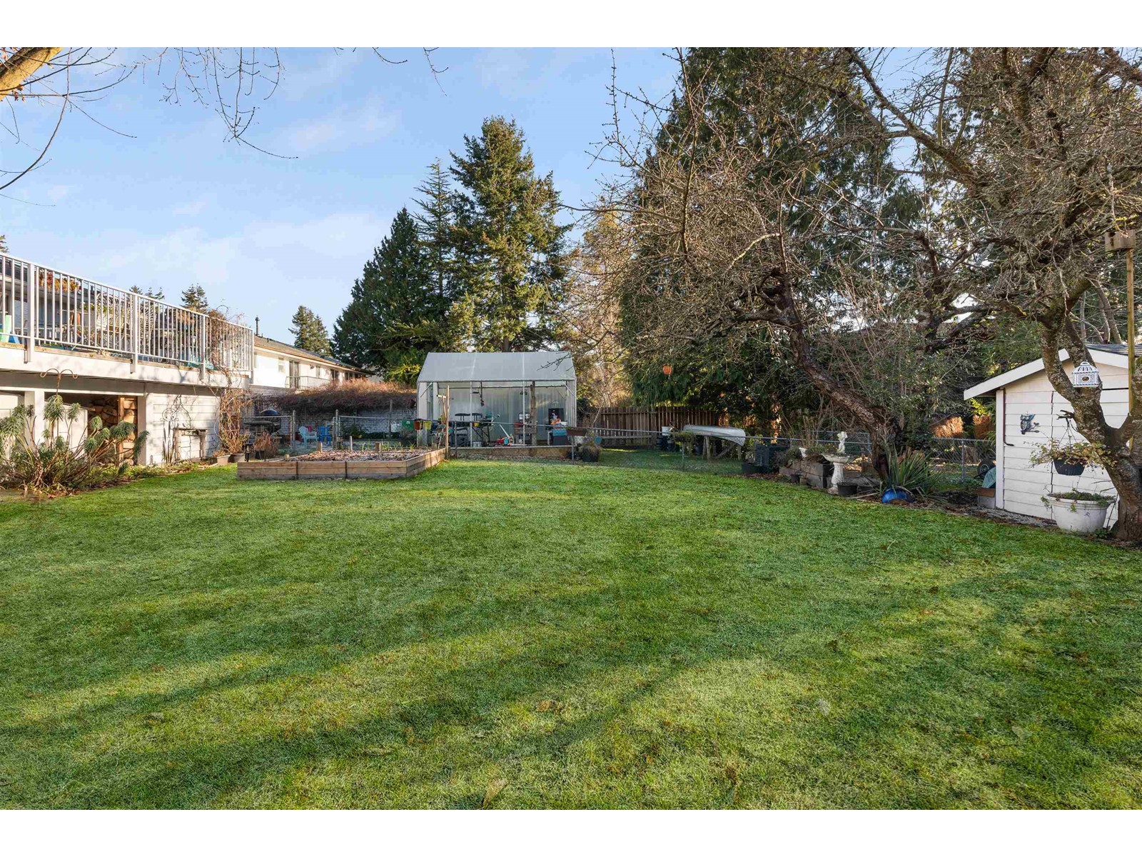 13890 Blackburn Avenue, White Rock, British Columbia  V4B 2Z2 - Photo 25 - R2958255