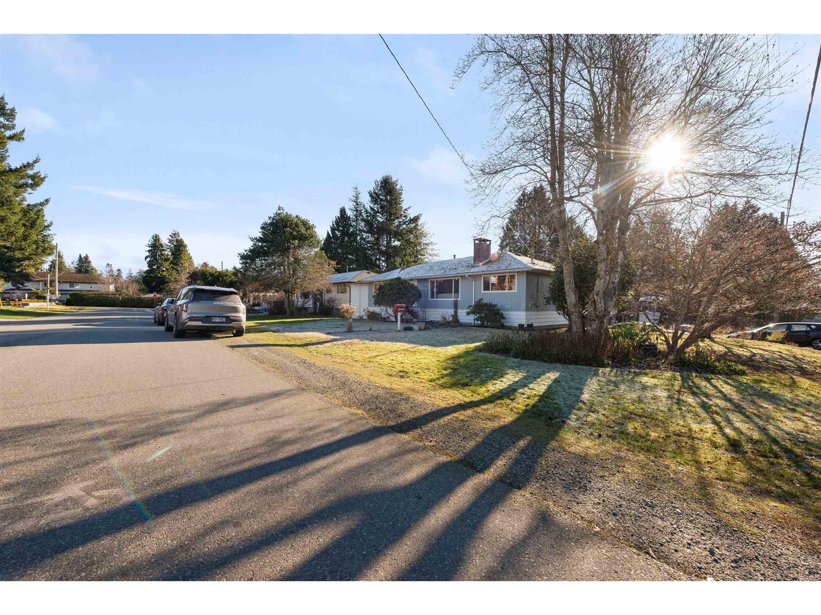 13890 Blackburn Avenue, White Rock, British Columbia  V4B 2Z2 - Photo 26 - R2958255