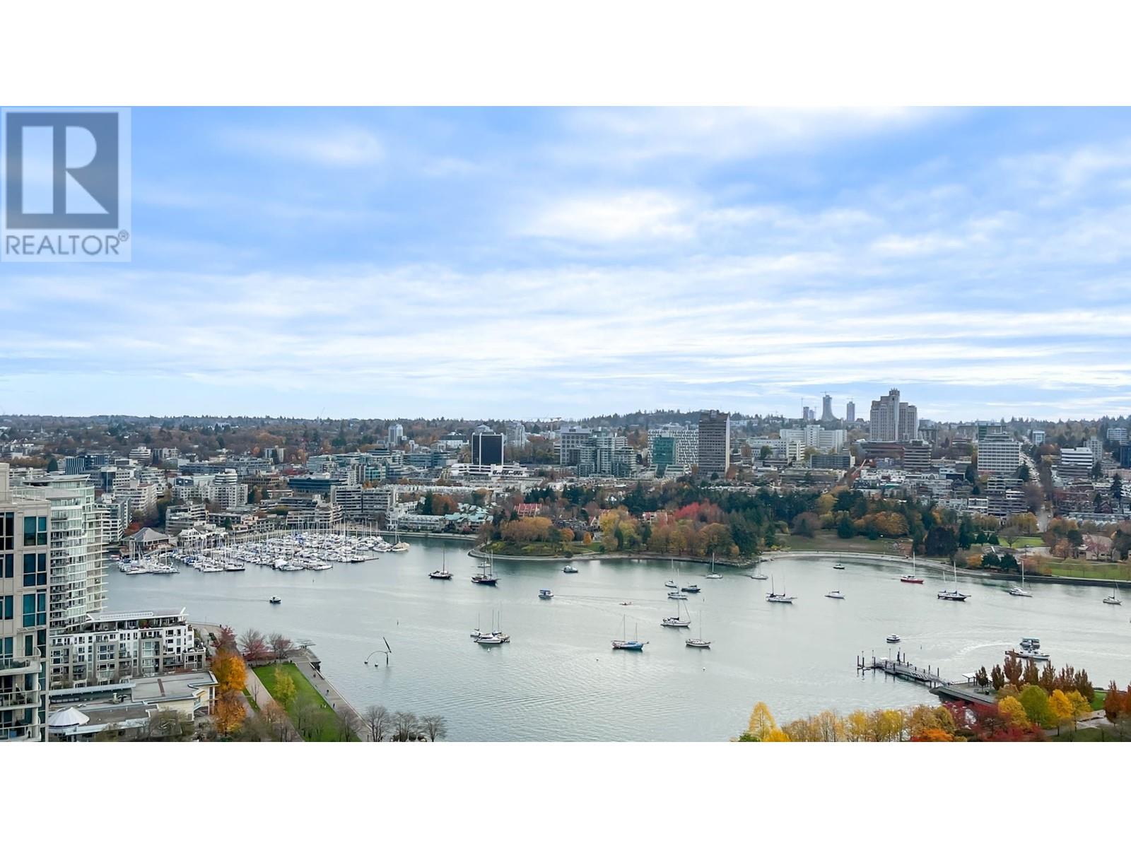 Listing Picture 2 of 32 : PH 2805 1323 HOMER STREET, Vancouver / 溫哥華 - 魯藝地產 Yvonne Lu Group - MLS Medallion Club Member