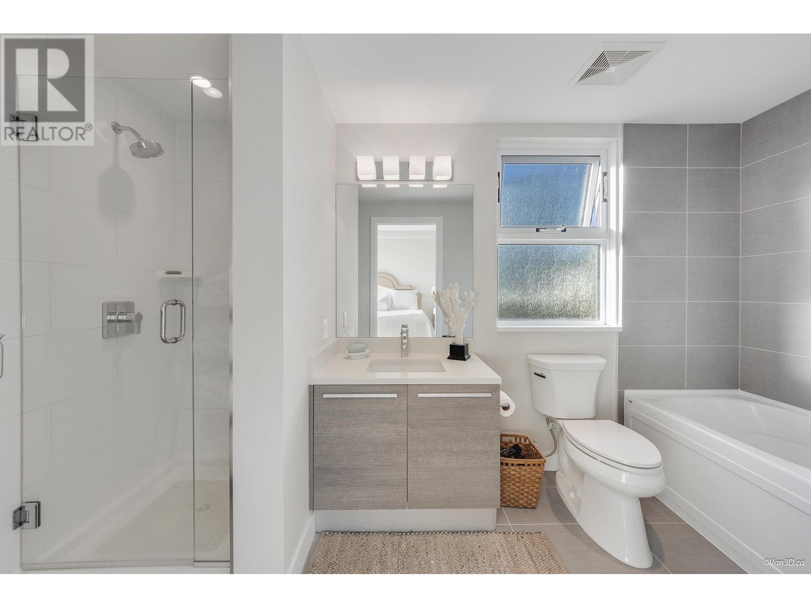 Listing Picture 21 of 32 : PH 2805 1323 HOMER STREET, Vancouver / 溫哥華 - 魯藝地產 Yvonne Lu Group - MLS Medallion Club Member