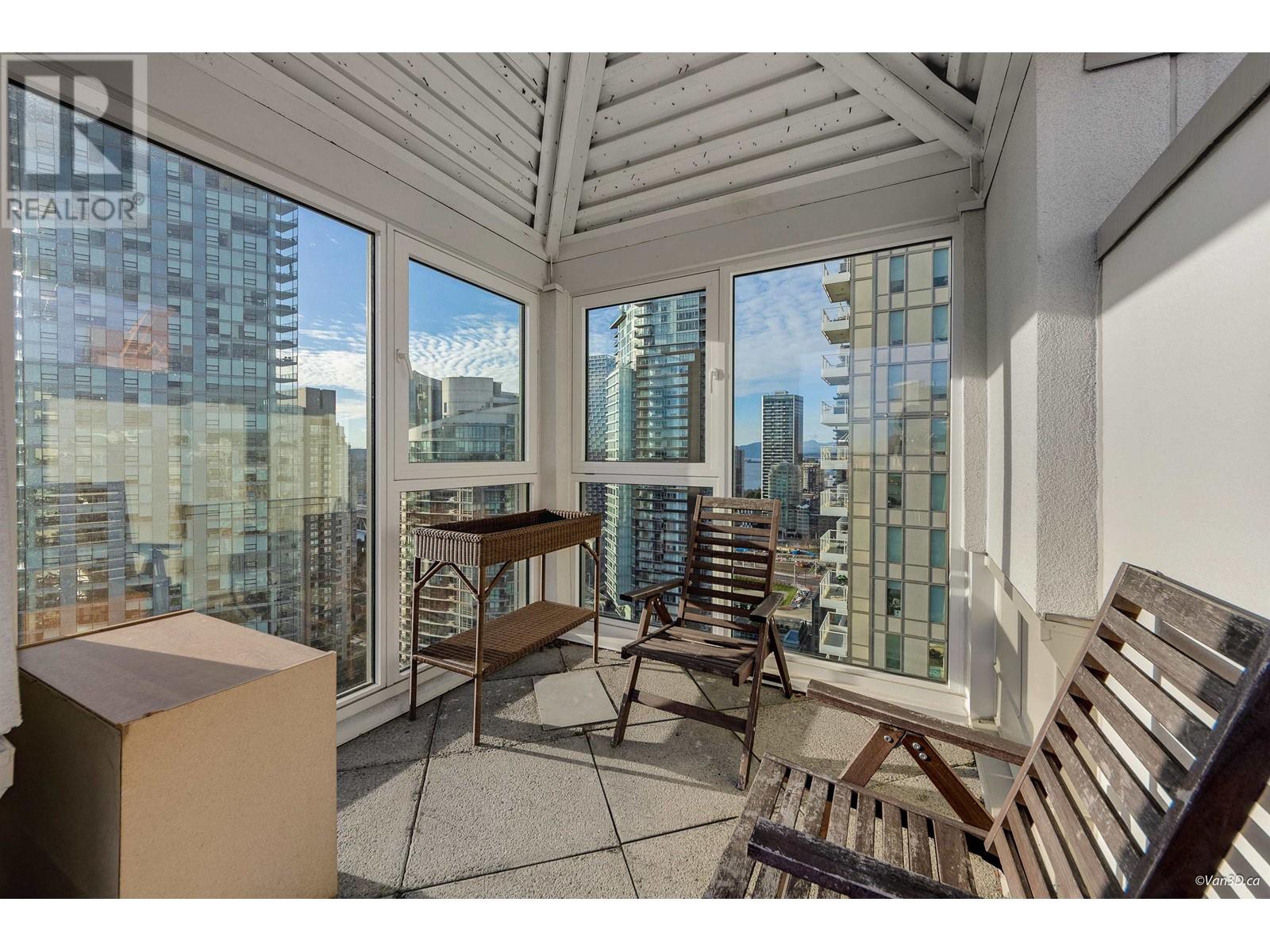 Listing Picture 27 of 32 : PH 2805 1323 HOMER STREET, Vancouver / 溫哥華 - 魯藝地產 Yvonne Lu Group - MLS Medallion Club Member