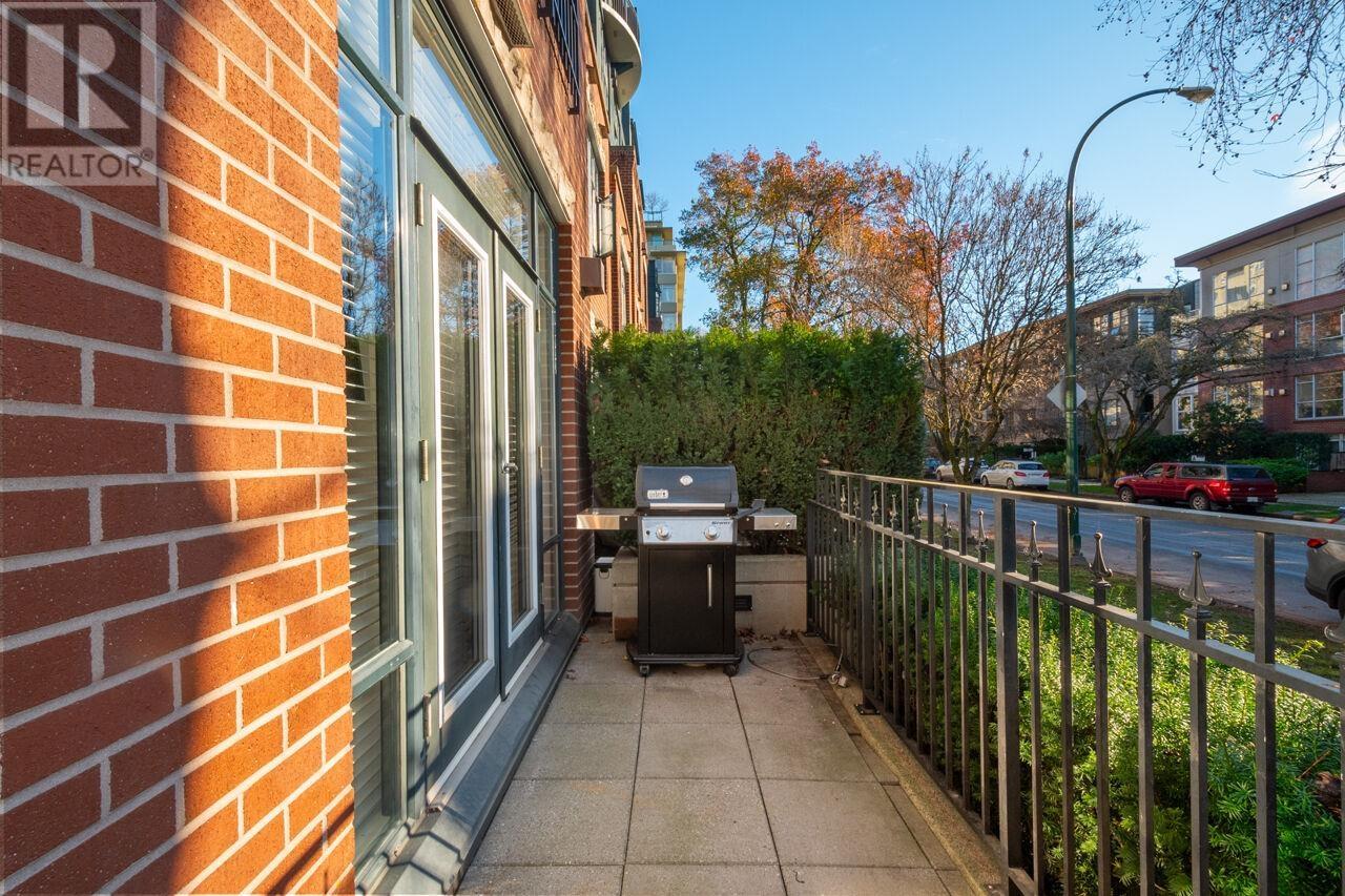 2271 W 12th Avenue, Vancouver, British Columbia  V6K 4T5 - Photo 24 - R2958175