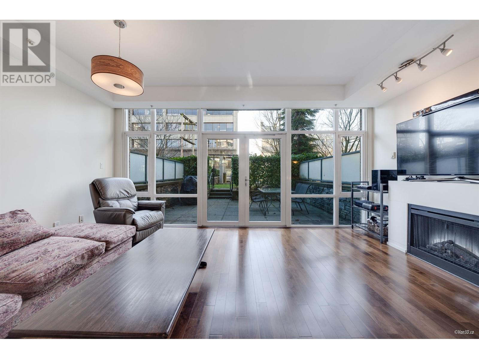 1676 W 8th Avenue, Vancouver, British Columbia  V6J 1V4 - Photo 6 - R2958161